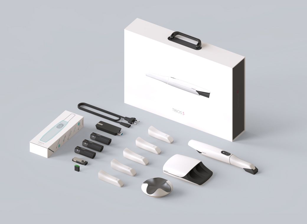 3Shape TRIOS 5 scanner and accessories